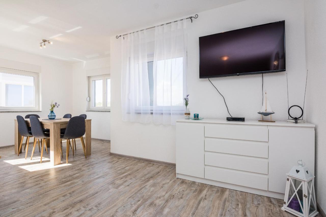 ויר Apartments Krpan מראה חיצוני תמונה