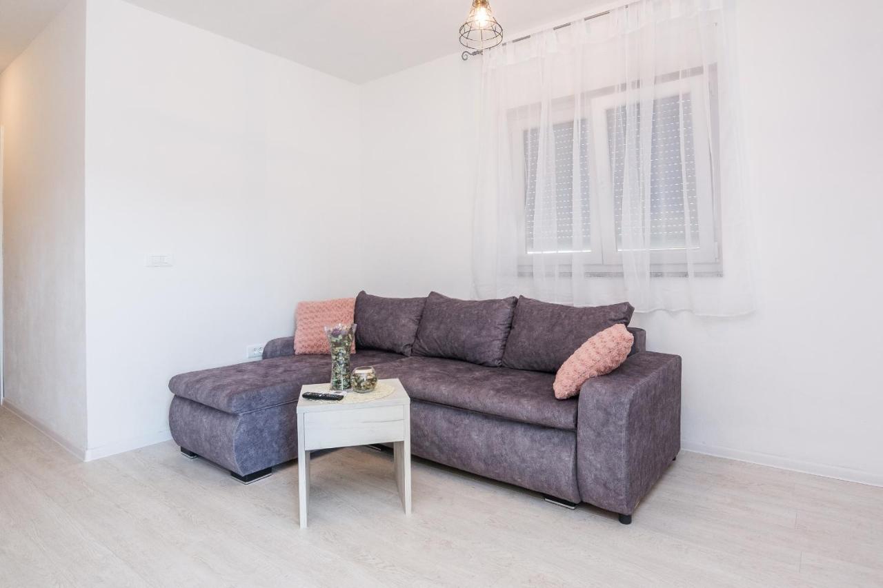 ויר Apartments Krpan מראה חיצוני תמונה