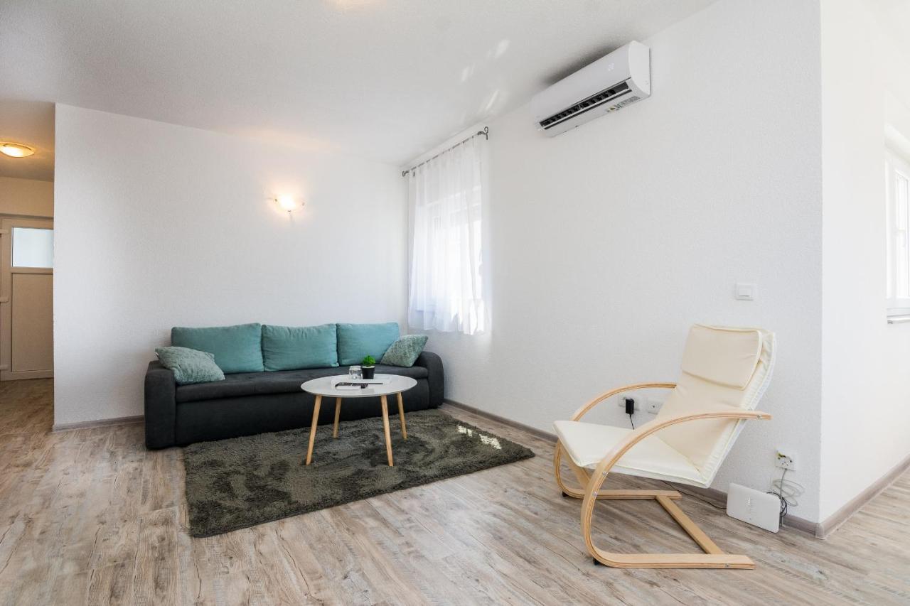 ויר Apartments Krpan מראה חיצוני תמונה