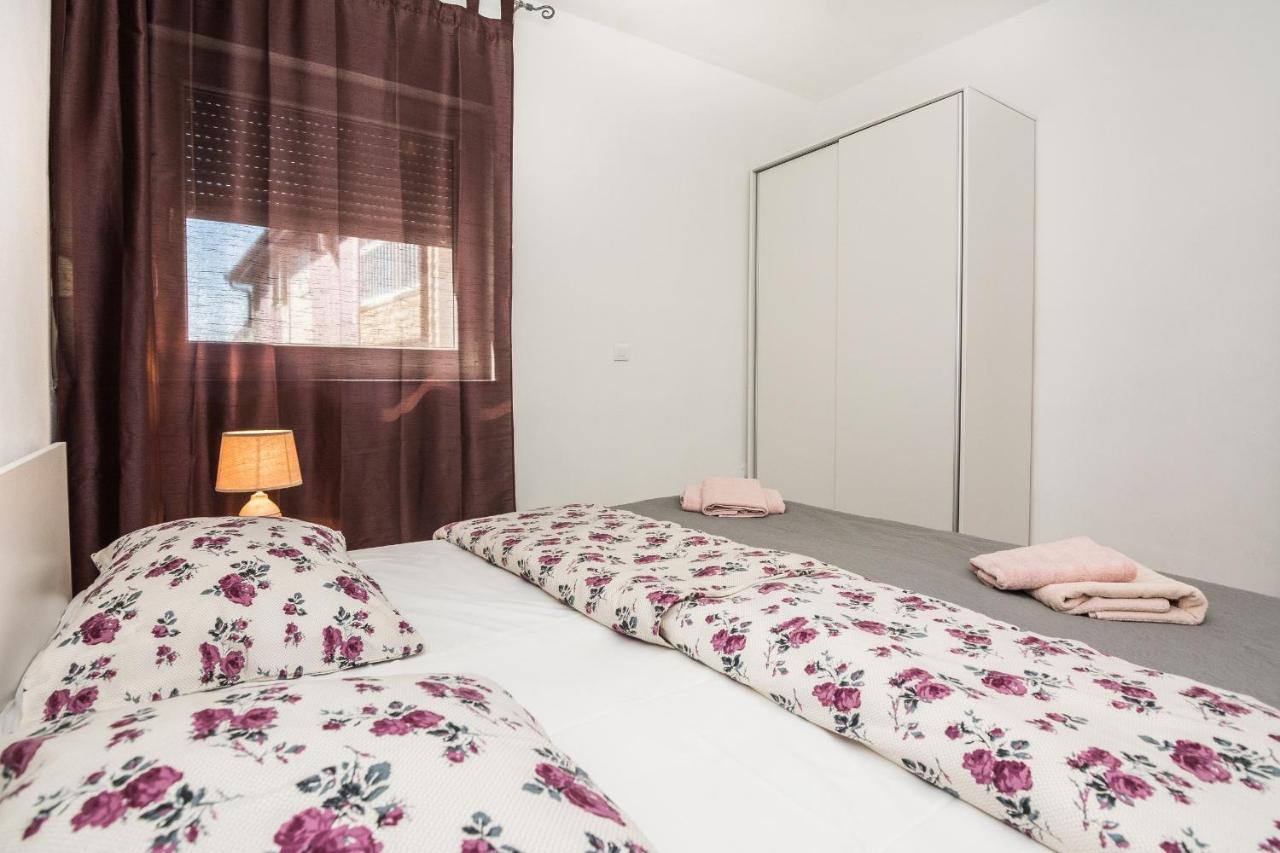 ויר Apartments Krpan מראה חיצוני תמונה