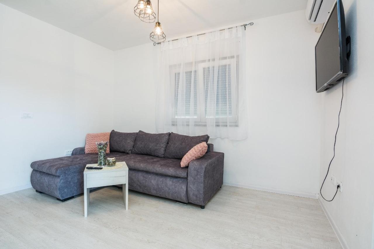 ויר Apartments Krpan מראה חיצוני תמונה