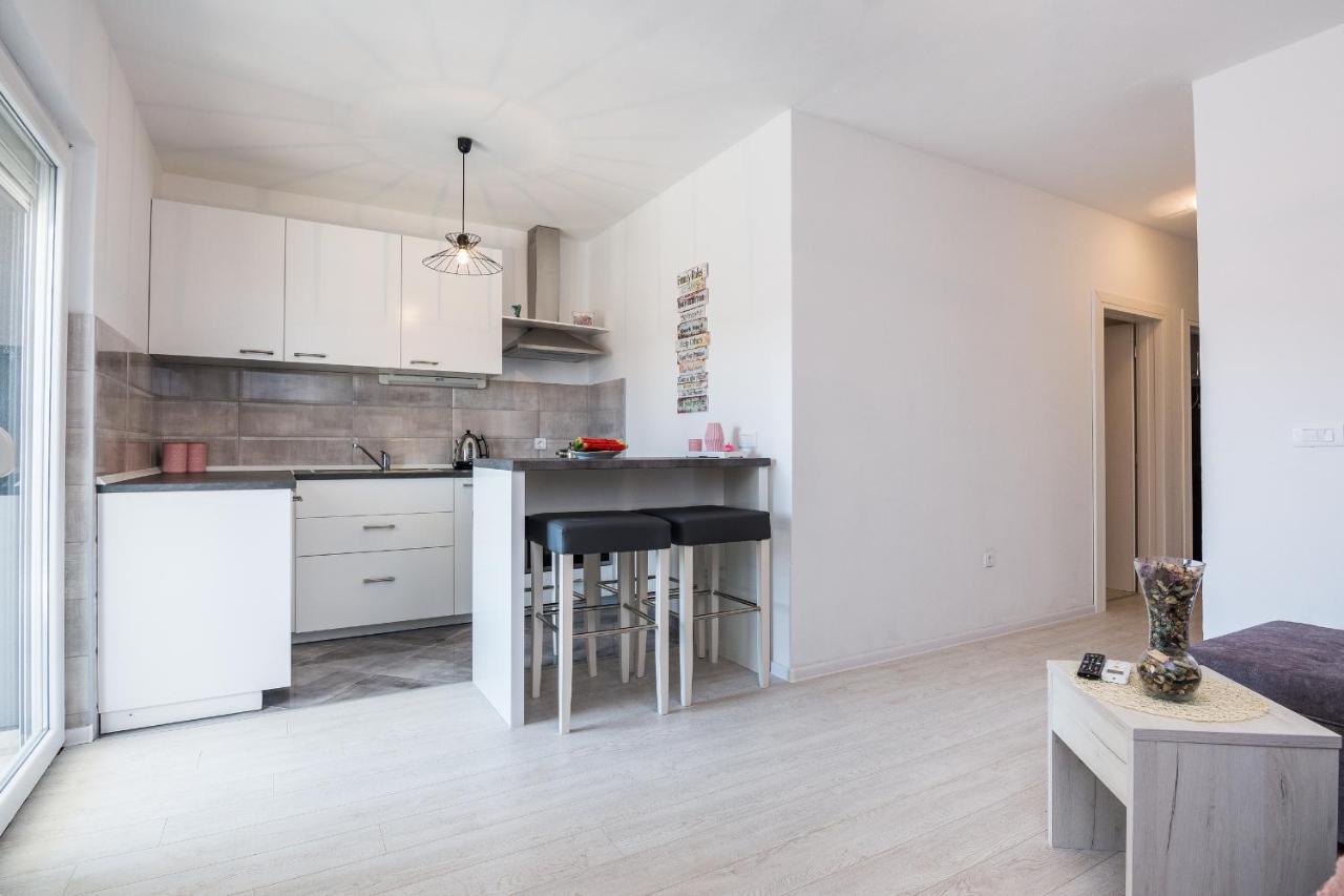 ויר Apartments Krpan מראה חיצוני תמונה