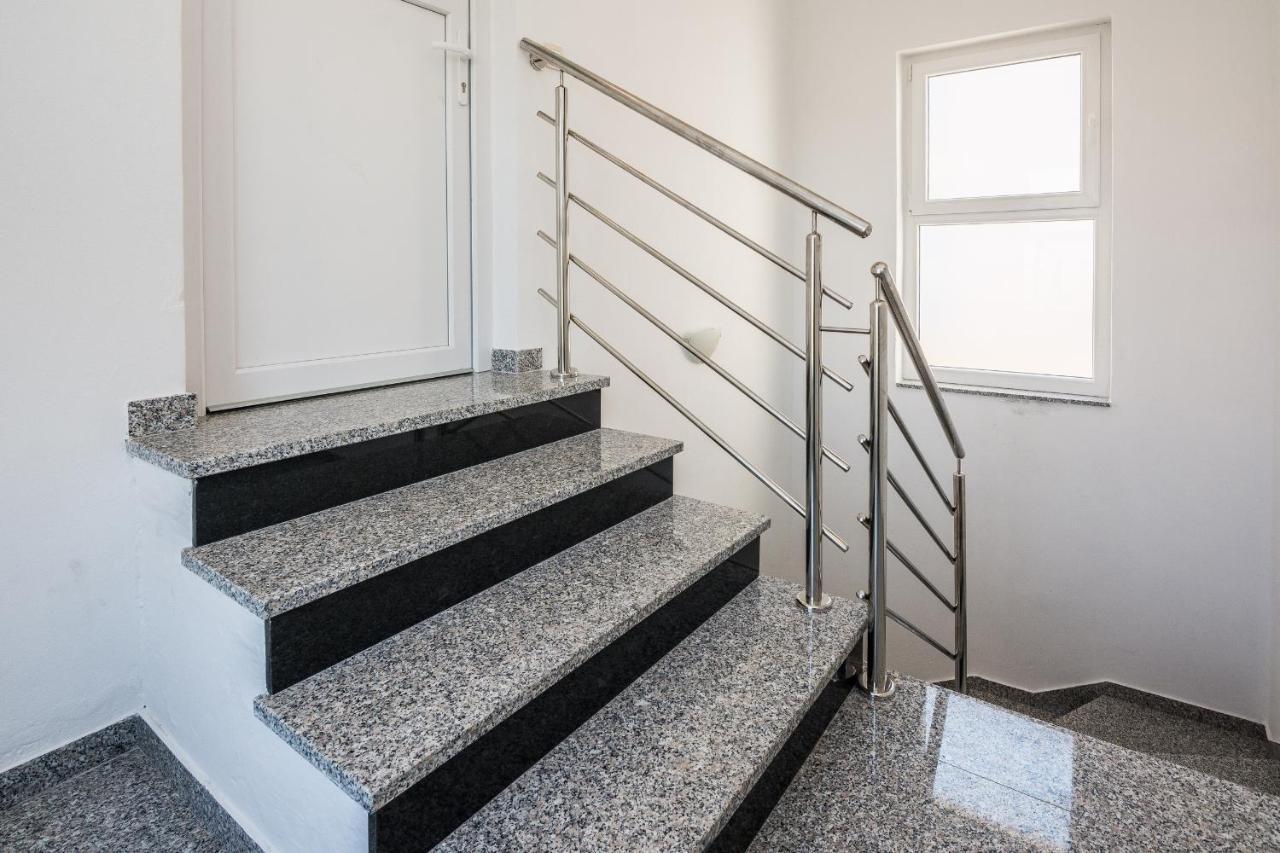 ויר Apartments Krpan מראה חיצוני תמונה