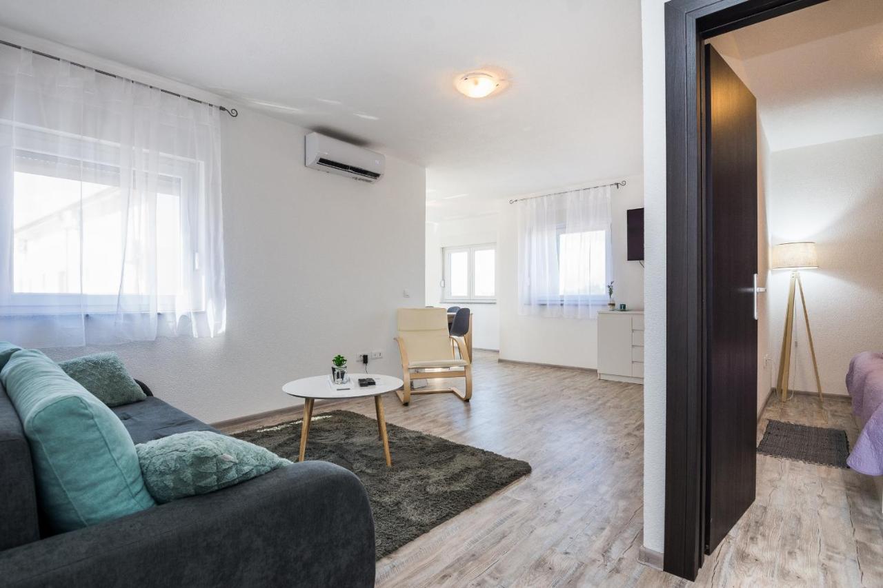 ויר Apartments Krpan מראה חיצוני תמונה